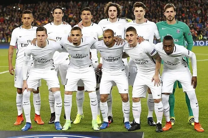 Startelf PSG (v.l.n.r.): Hinten: Marquinhos, Cavani, Silva, Rabiot, Meunier, Trapp Vorne: Draxler, Kurzawa, Lucas, Verratti, Matuidi
