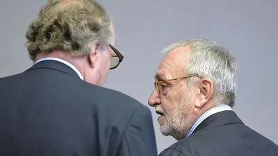 Alfons Mensdorff-Pouilly, Rudolf Fischer