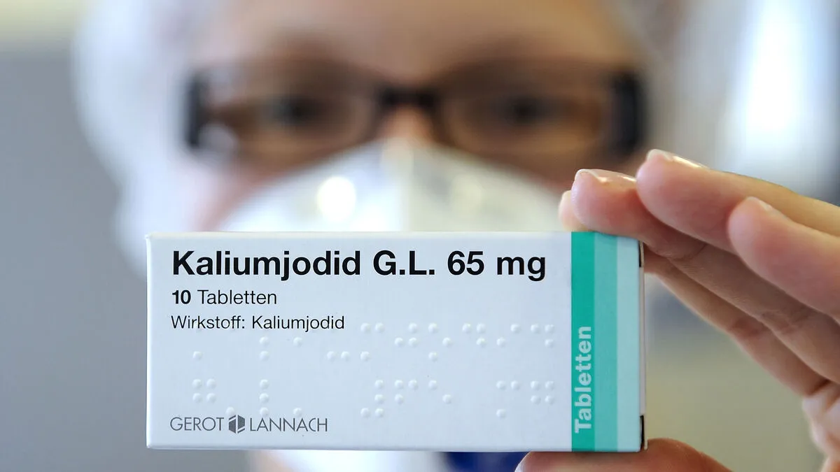 Antibiotika, Impfstoffe, Detektoren und persönliche Schutzausrüstungen werden gelagert