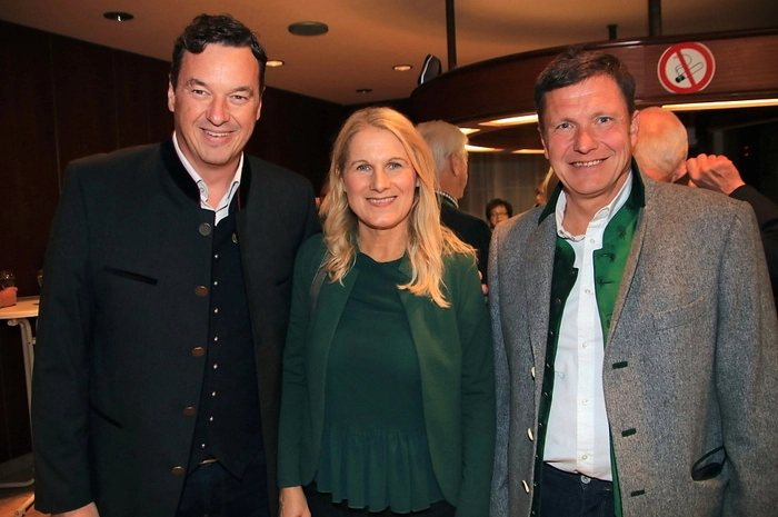 Bundesrätin Elisabeth Grossmann, Bürgermeister Jochen Bocksruker und Kulturreferent Andreas Albrecher waren von diesem Abend ebenfalls hellauf begeistert.