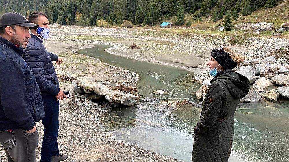 Umweltaktivisten von Riverwatch orten schwere Umweltverstöße durch die Kelag im Kosovo