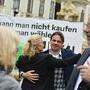&quot;Tango korrupti&quot; auf dem Alten Platz in Klagenfurt. &quot;Jetzt&quot;-Wahlkampfauftakt mit Rudolf Mang (2. von rechts)