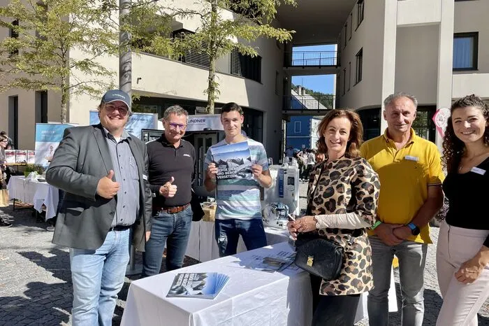 Viele Spittaler Firmen wie Lindner Recyclingtech (Foto), asut Computer, XXXLutz, Kelag, Procter &amp; Gamble, Hellmerich, die Bad Kleinkirchheimer Bergbahnen, Spar, Billa, DM, More und viele mehr informierten über ihr Ausbildungsangebot für Lehrlinge.