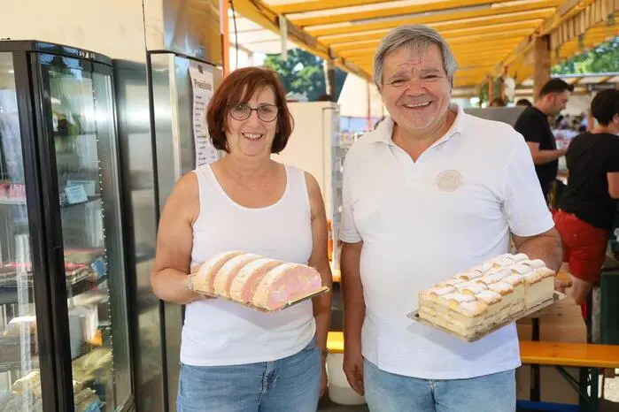 Die Konditorei Kranich, bekannt als „Steirischer Krapfenkönig“, verwöhnt die Gäste mit Mehlspeisen