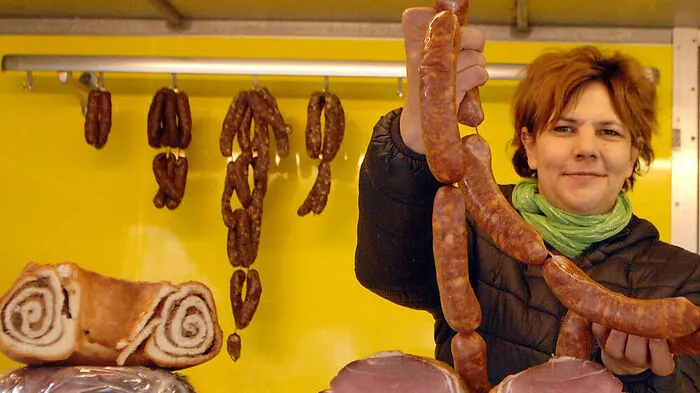 Melanie Kogler ist mit ihrem Marktstand immer mittwochs und samstags in St. Veit anzutreffen