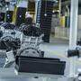 Motorenmontage im BMW-Motorenwerk in Steyr