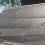 Mehrere Kratzer waren in der Autotüre der Familie vorzufinden