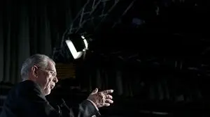 ABD0087_20161115 - WIEN - ÖSTERREICH: Präsidentschaftskandidat Alexander Van der Bellen am Dienstag, 15. November 2016, anl. seines Wahlkampfauftakts für die Wiederholung der Stichwahl in Wien. - FOTO: APA/HERBERT NEUBAUER