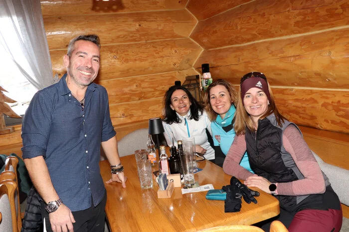 Im RESTAURANT IL GUSTO CHALET gab es anschließend eine Aprés Ski Party.