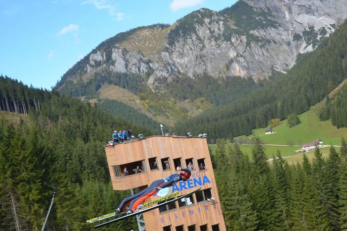 In der Nordischen Kombination holte sich der junge Steirer Franz-Josef Rehrl vor Mario Seidl und David Pommer den Titel auf der Normalschanze. Das Ziel des Skirollersprints in Trofaiach erreichte Rehrl als Erster.