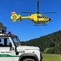 Die Schwerverletzte wurde vom Hubschrauber mittels 30-Meter-Tau gerettet