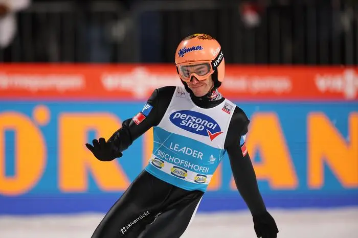 BISCHOFSHOFEN,AUSTRIA,06.JAN.25 - NORDIC SKIING, SKI JUMPING - FIS World Cup, Four Hills Tournament, large hill. Image shows Stefan Kraft (AUT).
Photo: GEPA pictures/ Thomas Bachun 