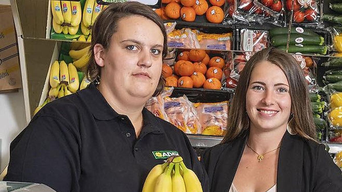 Tamara Tilger (rechts) und Christina Pfeifenberger, Mitarbeiterin seit der ersten Stunde