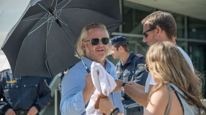 Gregor Seberg alias Helmuth Nowak ...