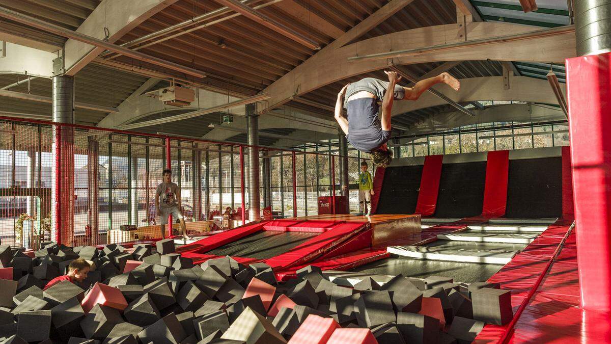 „Jumpzone X“: In Villach hat im November der erste Trampolinpark in Kärnten eröffnet