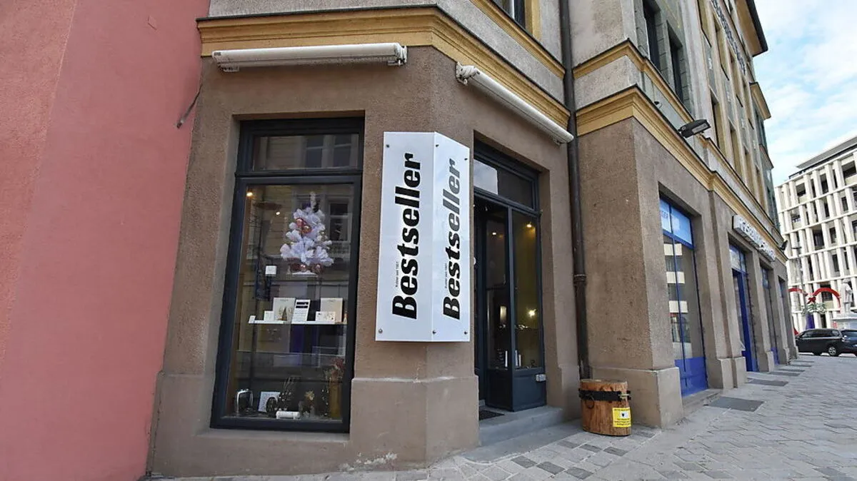 "Bestseller" hat sich im ehemaligen Tattoo-Geschäft am Hans-Gasser-Platz angesiedelt