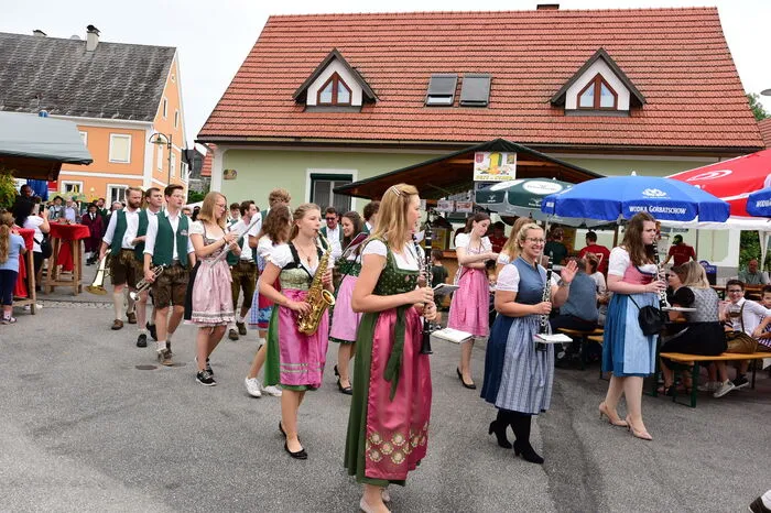 Für mehr Bilder vom Fest klicken Sie sich durch: