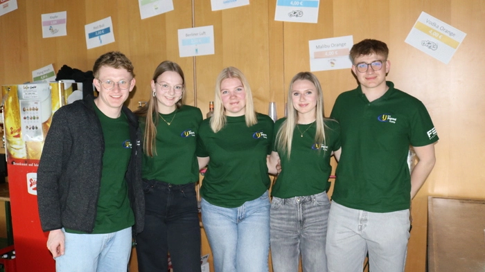 Die Mitglieder der Landjugend Kamp waren für die Siegerparty am Samstagabend im Kuss Wolfsberg verantwortlich.