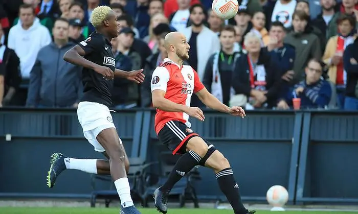 Emanuel Emegha gegen Gernot Trauner