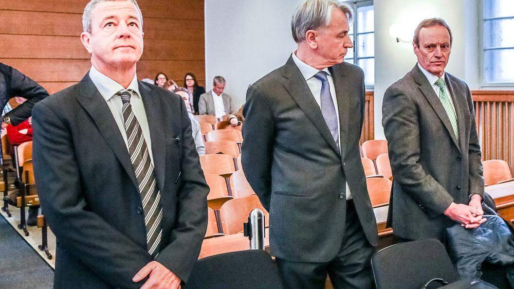 Angeklagt: Gernot Rumpold, Wolfgang Kulterer, Günter Striedinger (von links)