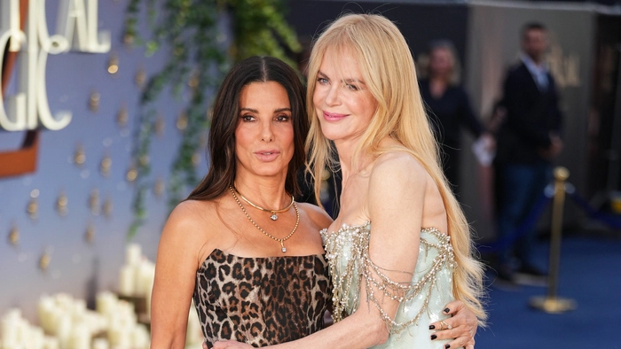 Bullock und Kidman strahlen gemeinsam auf dem roten Teppich