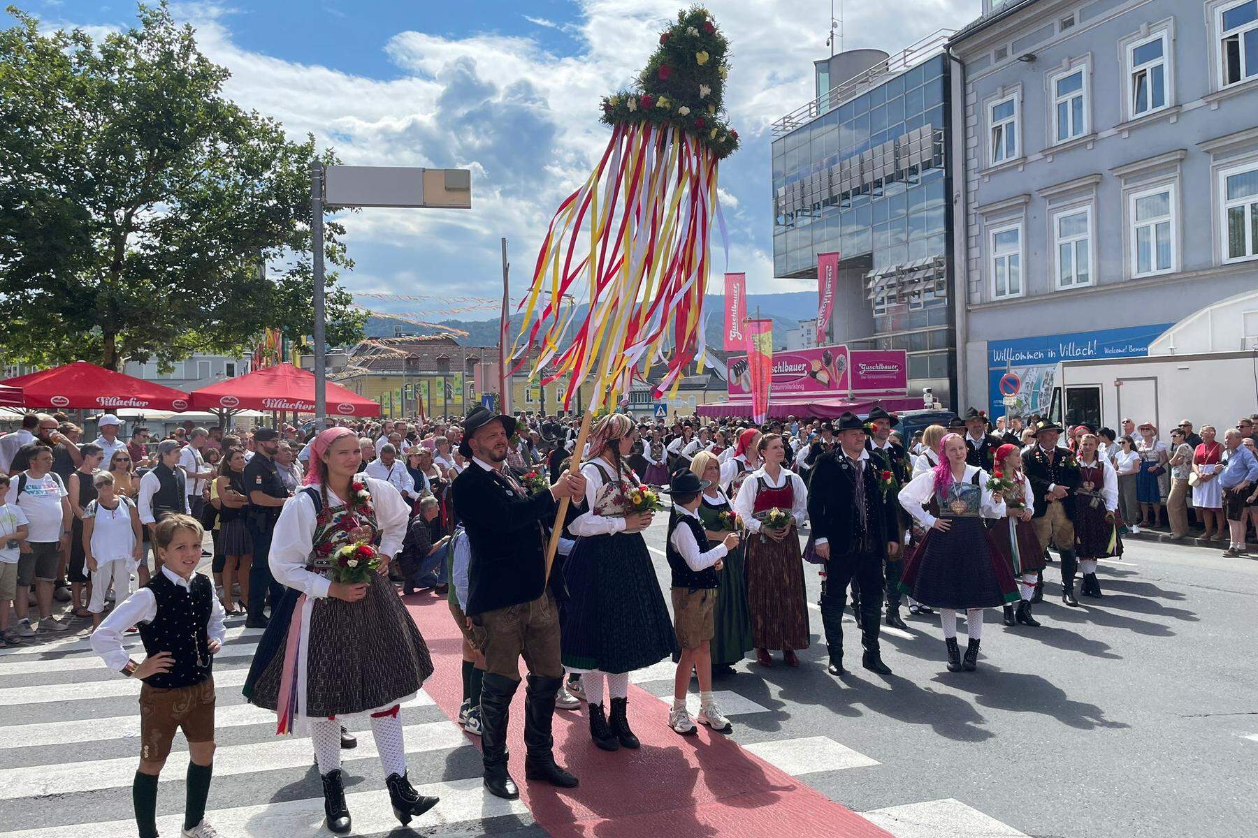 Villacher Kirchtag: Die besten Bilder vom Trachtenfestzug