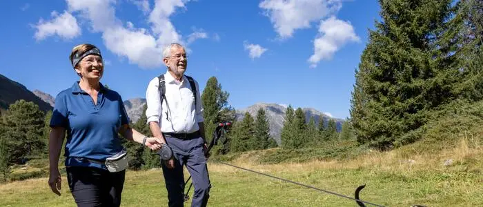Bundespräsident Alexander Van der Bellen und Ehefrau Doris Schmidauer im Kaunertal