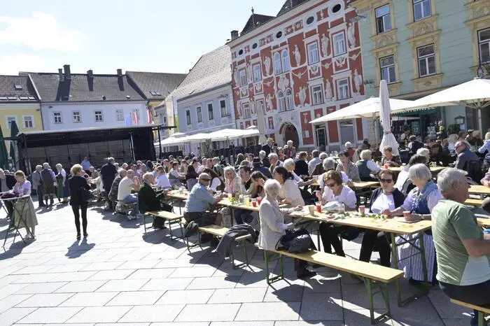 Unter perfekten Wetterbedingungen wurde der Stadtbevölkerung einmal mehr die landwirtschaftlichen Produkte der Region näher gebracht.