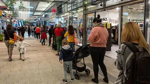 Großzügige Rabatte vor dem Lockdown lockten viele Käufer an