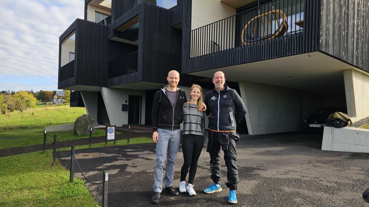 Hotelier Jürgen Tackner, seine Freundin Claudia Legenstein und Ö3-Moderator Robert Kratky