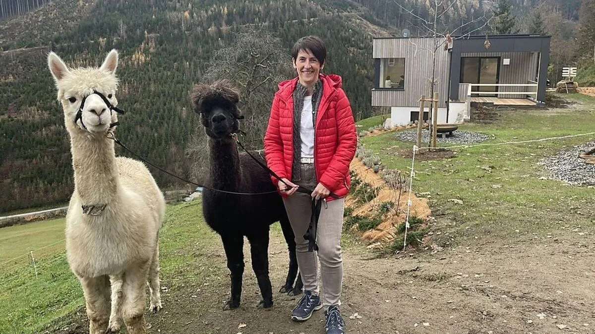 Heidi Liebminger vor der neuen Auszeit-Box