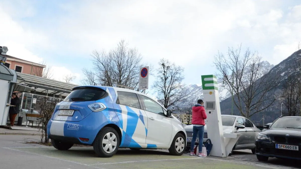 Die Kooperation mit Lebensland Kärnten, das den Standort am Parkplatz Stegergarten betreibt, wird aufgelöst. Der Platz bleibt als E-Carsharing-Standort bestehen