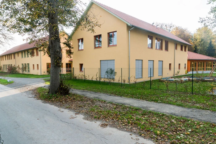 Geführt wird das Kinderhaus nach den pädagogischen Prinzipien von Maria Montessori.