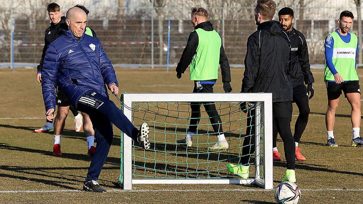 Hartbergs neuer Trainer Klaus Schmidt