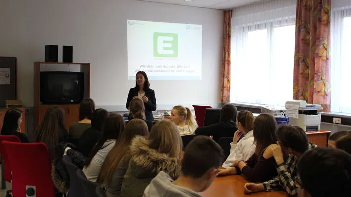 Klicken Sie sich durch die Fotos des Styrian-Challenge-Workshops an der HAK Voitsberg!
