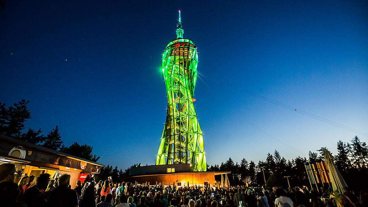 Nach der Lichterprobe ist dem Turm das Licht ausgegangen