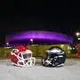 NFL, American Football Herren, USA Super Bowl LIX-City Scenes Feb 5, 2025 New Orleans, LA, USA Kansas City Chiefs and Philadelphia Eagles helmets at the Caesars Superdome prior to Super Bowl LIX. New Orleans Caesars Superdome Louisiana United States, EDITORIAL USE ONLY PUBLICATIONxINxGERxSUIxAUTxONLY Copyright: xKirbyxLeex 20250205_mcd_al2_426