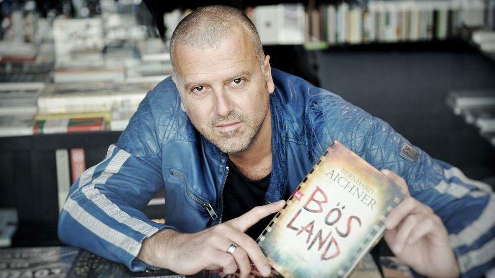 Bernhard Aichner, der mit seinem neuesten Buch „Bösland“ Bestseller-Listen stürmt, ist Mitbegründer des Tiroler Krimifestes 
