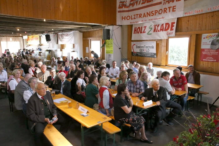 Durch das abwechslungsreiche Programm führte Armin Nuart.