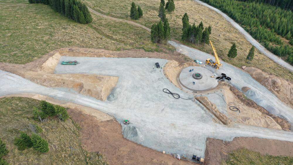 Am Windpark Steinberger Alpe wurden bereits die Fundamente fertiggestellt 