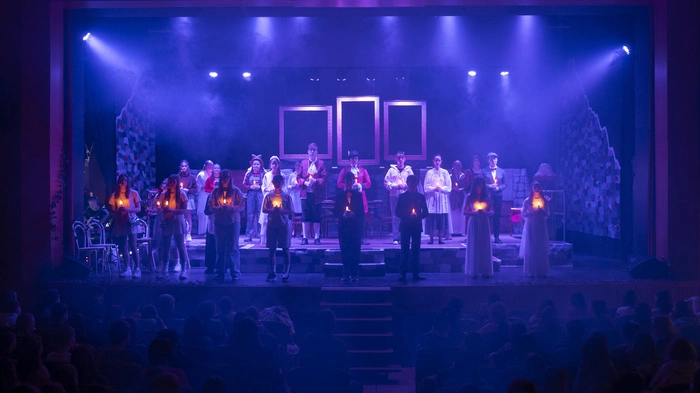 Die Schülerinnen und Schüler der vierten Musikklasse der MMS Gerlitz standen mit dem Musical „The Canterville Ghost“ auf der Bühne.