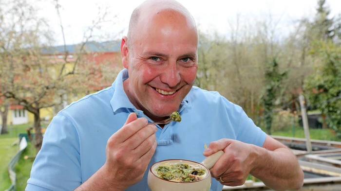 Christoph Salanda züchtet in Krumpendorf eiweißreiches, gesundes, nachhaltiges Slow Food.