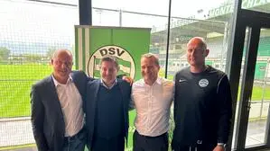 Das neue Führungsquartett beim DSV Leoben: Andreas Hämmerle, Neo-Obmann Sascha Gulevski, Sportdirektor Thomas Janeschitz, Trainer Carsten Jancker