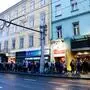 Das Annenhofkino in Graz von außen auf einer Archivaufnahme
