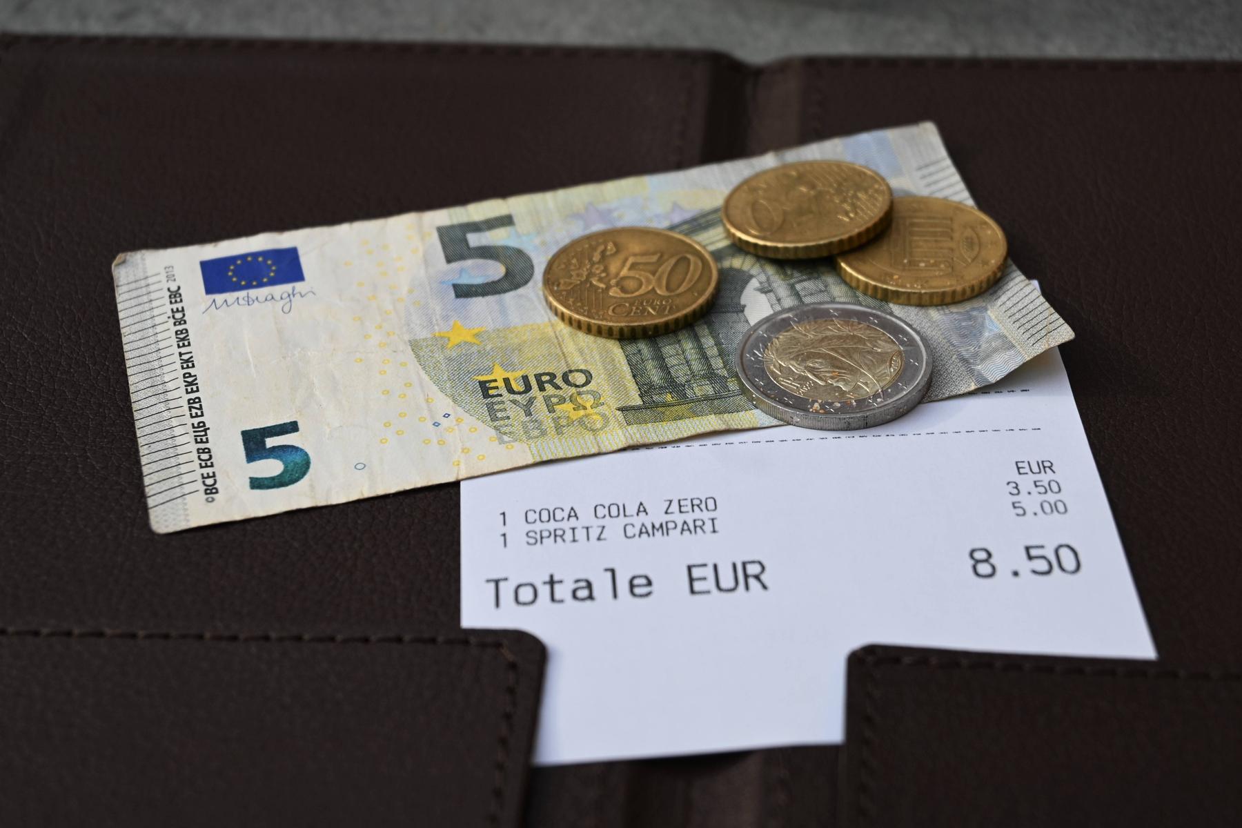 V Avstriji še vedno brez dogovora o napitninah v gostinstvu