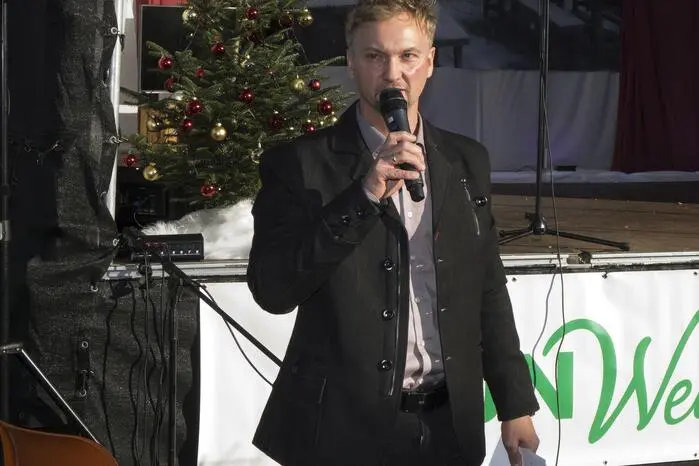 Christian Feuchter begrüßte Aussteller und Gäste....