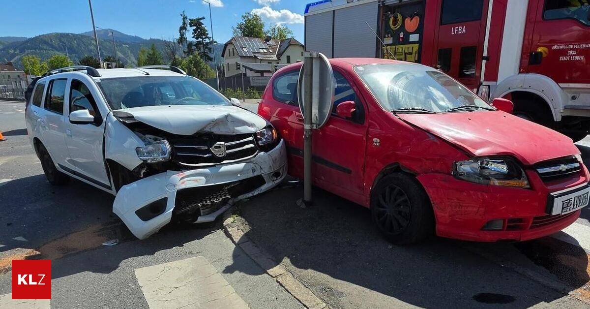 Mehrere-verletzte-Personen-Autos-stie-en-auf-der-Tivolikreuzung-zusammen