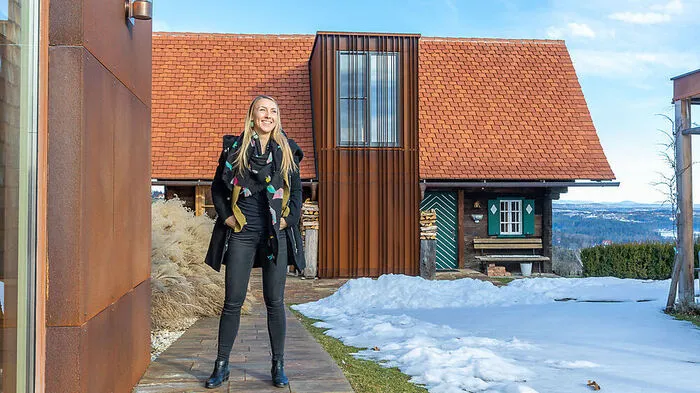 Architektin Nina Kuess hat für ihre Familie ein Refugium in St. Stefan ob Stainz geschaffen und dafür alten Häusern neues Leben eingehaucht.