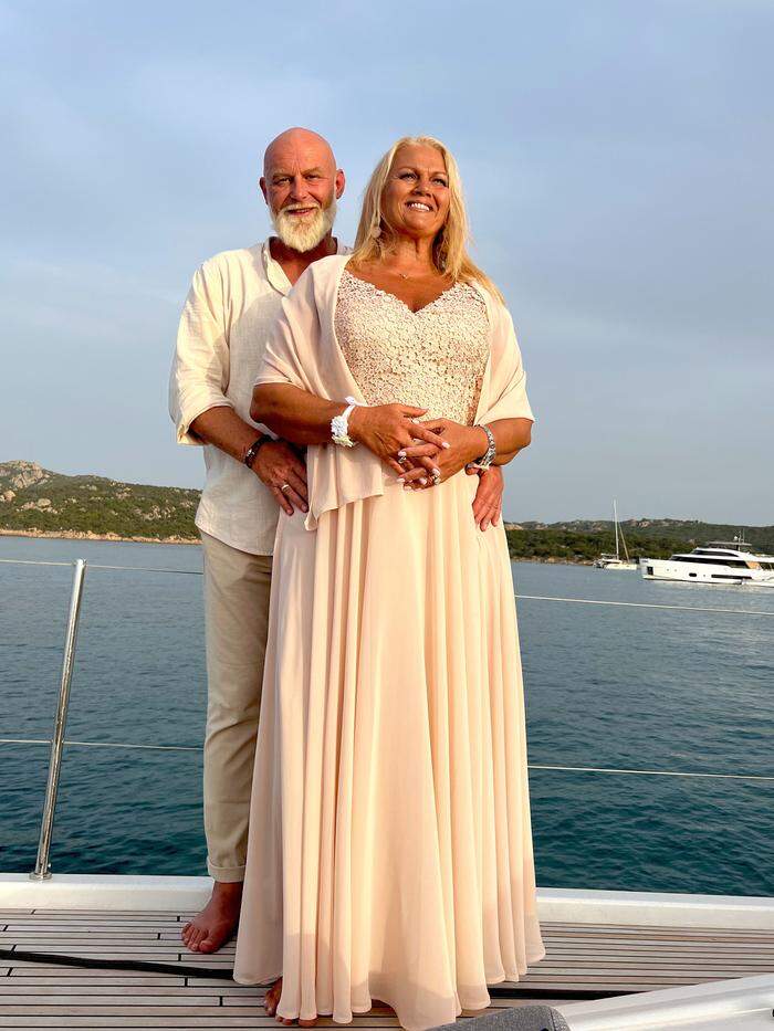 Barfuß auf der Yacht im Mittelmeer: Michael und Ruth Schüßler