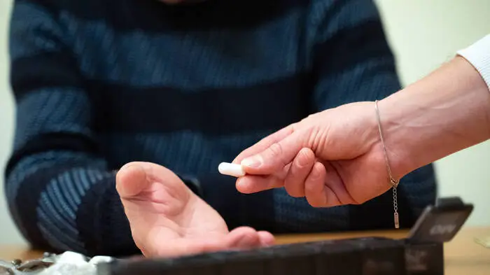 Die Zahl der Todesopfer eines Pflegers in Deutschland soll weit höher sein als bisher angenommen (Themenbild)